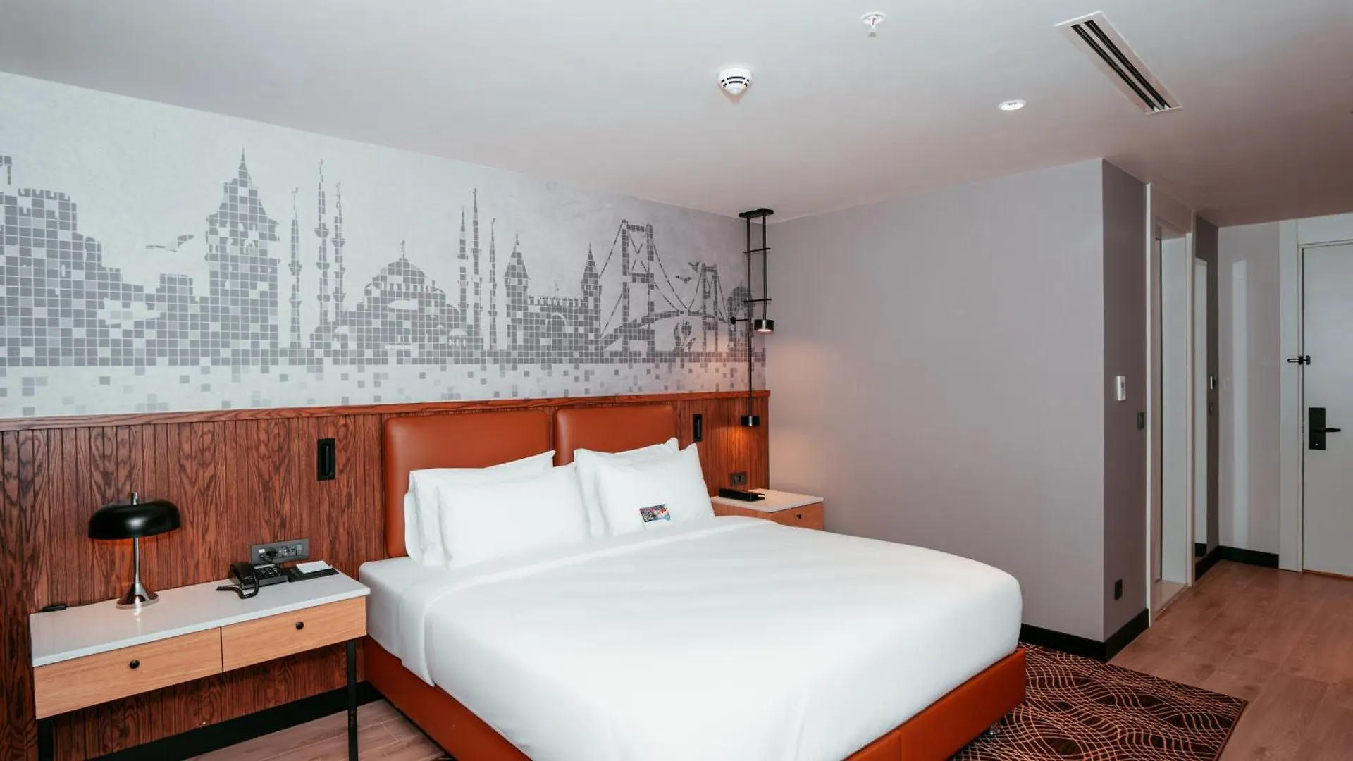 Tryp By Wyndham Istanbul Dolapdere Hotel