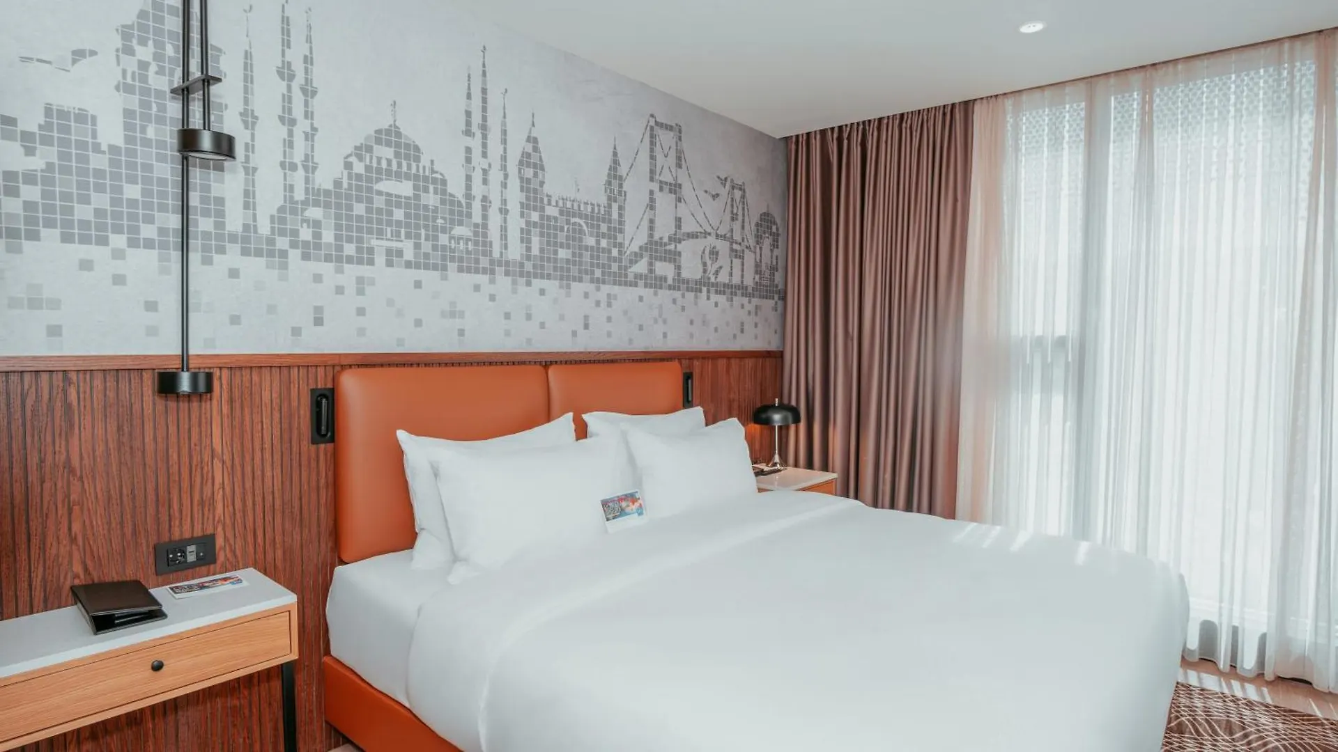 Tryp By Wyndham Istanbul Dolapdere Hotel 0*,